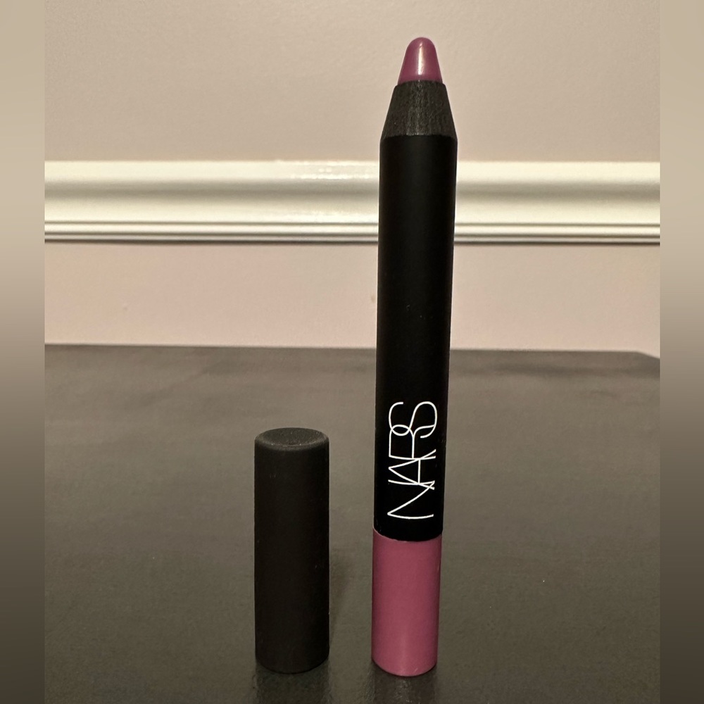 NARS Velvet Matte Lip Pencil - P*ssy Control